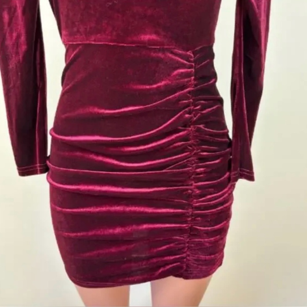Lucy Paris Red Velvet Long Sleeve Mini Dress Medium NEW square neck holiday - Picture 5 of 6